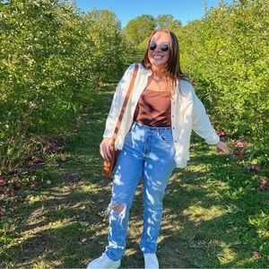 Meet your Posher, Olivia